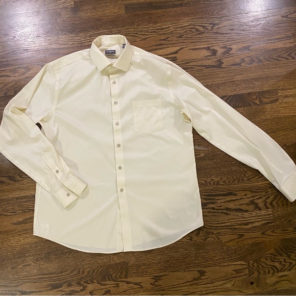 Men L Regular fit Stretch Ultra wrinkle free tan/ beige button up - Picture 2 of 9